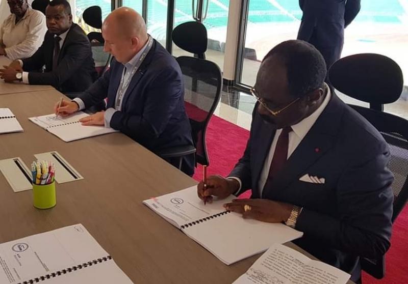 Réaction: Magil accuse à son tour le ministre des sports dans le scandale financier du stade d’Olembe. Réaction: Magil accuse à son tour le ministre des sports dans le scandale financier du stade d’Olembe.