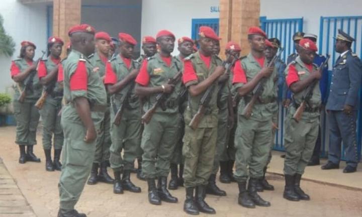 Martinez Zogo : forte présence au SED ; ça se complique davantage pour Amougou Belinga avant l'audition Martinez Zogo : forte présence au SED ; ça se complique davantage pour Amougou Belinga avant l'audition