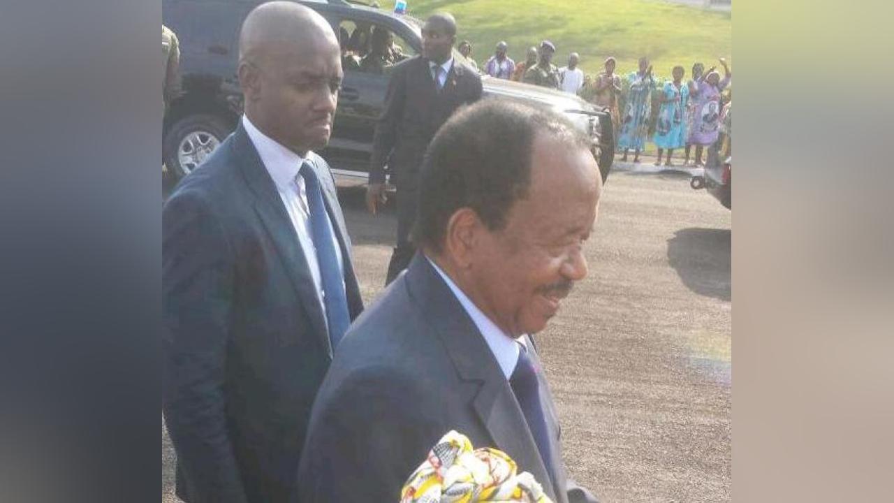 Anniversaire: Pour ses 90 ans, le Président Paul Biya s’est retiré à Mvomeka’a en compagnie de son épouse. Anniversaire: Pour ses 90 ans, le Président Paul Biya s’est retiré à Mvomeka’a en compagnie de son épouse.