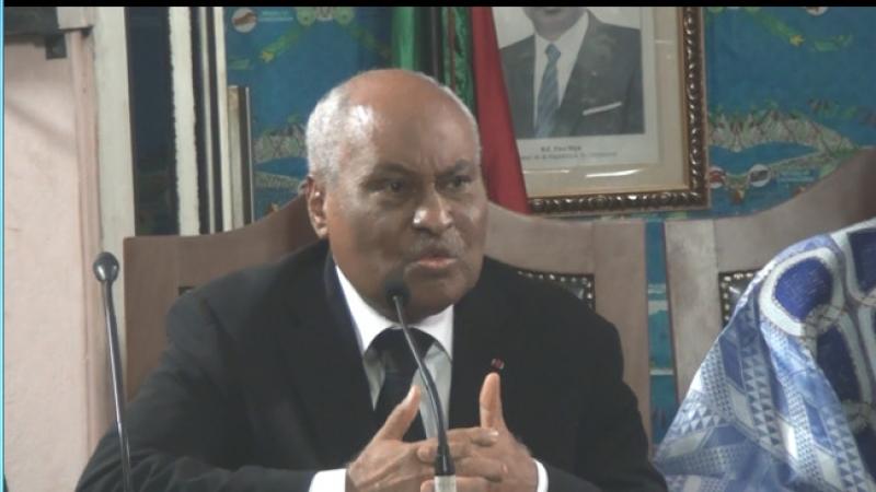 Assassinat de Martinez Zogo: Les Chefs traditionnels Sawa du Wouri volent au secours de Laurent Esso et autres hautes personnalités suspectées. Assassinat de Martinez Zogo: Les Chefs traditionnels Sawa du Wouri volent au secours de Laurent Esso et autres hautes personnalités suspectées.