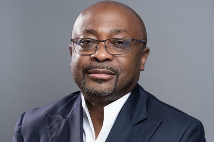 Baromètre Ecofin : trois Camerounais dans le top 10 des 50 personnalités africaines inspirant le plus confiance Baromètre Ecofin : trois Camerounais dans le top 10 des 50 personnalités africaines inspirant le plus confiance
