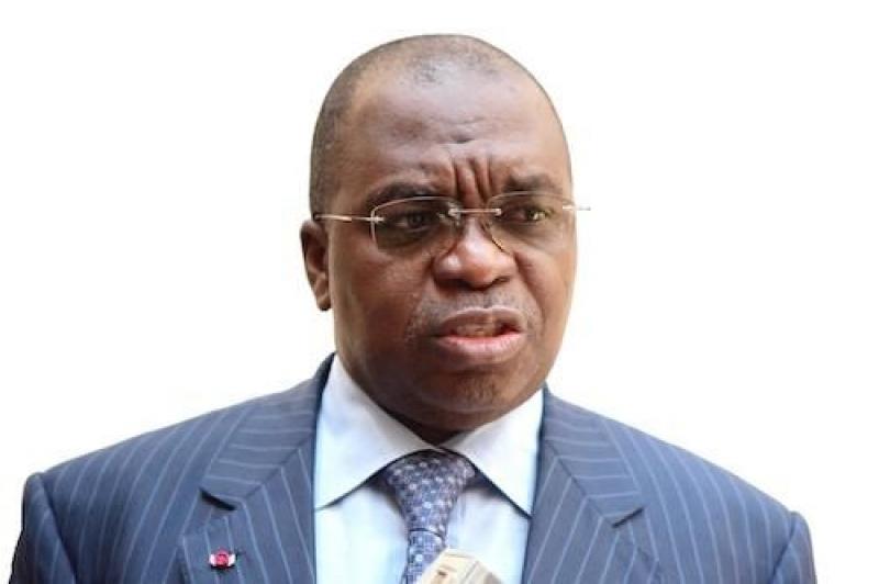 Sérail : Le Ministre Paul Motaze interdit de sortie du territoire en raison de l’affaire Martinez Zogo ? Sérail : Le Ministre Paul Motaze interdit de sortie du territoire en raison de l’affaire Martinez Zogo ?