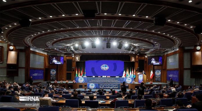 Sommet de coopération scientifique et économique entre l’Iran et les pays d’Afrique de l’Ouest Sommet de coopération scientifique et économique entre l'Iran et les pays d'Afrique de l'Ouest