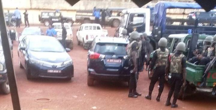 De nouvelles arrestations annoncées dans l’affaire Zogo : Jeune Afrique crée la panique dans le sérail De nouvelles arrestations annoncées dans l’affaire Zogo : Jeune Afrique crée la panique dans le sérail