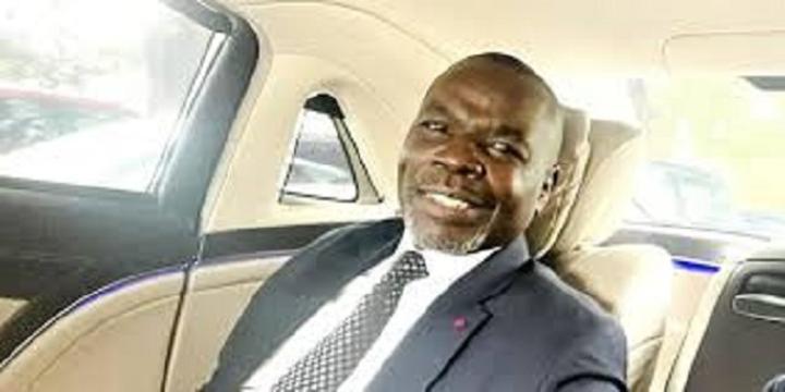 La santé mentale d’Amougou Belinga inquiète : le commissaire du gouvernement prend une ferme décision La santé mentale d’Amougou Belinga inquiète : le commissaire du gouvernement prend une ferme décision