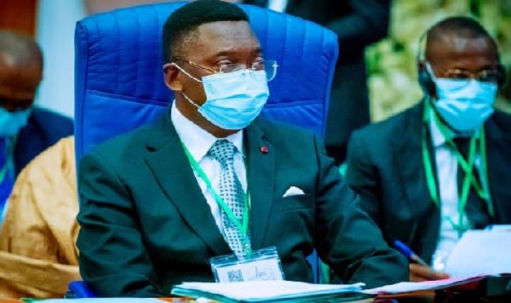 Covid-gate : Boris Bertolt enfonce encore plus Ferdinand Ngoh Ngoh avec de nouvelles preuves accablantes Covid-gate : Boris Bertolt enfonce encore plus Ferdinand Ngoh Ngoh avec de nouvelles preuves accablantes