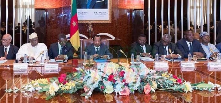 Blanchiment d'argent : la France sort la sulfateuse contre des ministres de Biya Blanchiment d'argent : la France sort la sulfateuse contre des ministres de Biya