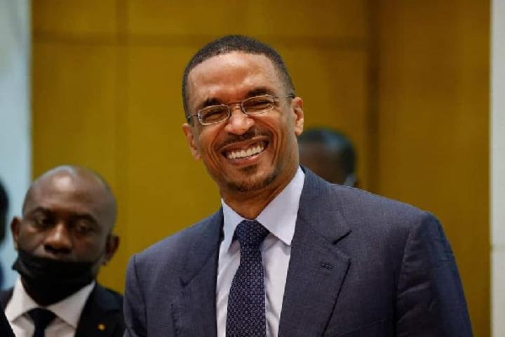 Présidence : tout est bouclé pour Franck Biya ; un conseiller de Paul Biya vend la mèche Présidence : tout est bouclé pour Franck Biya ; un conseiller de Paul Biya vend la mèche