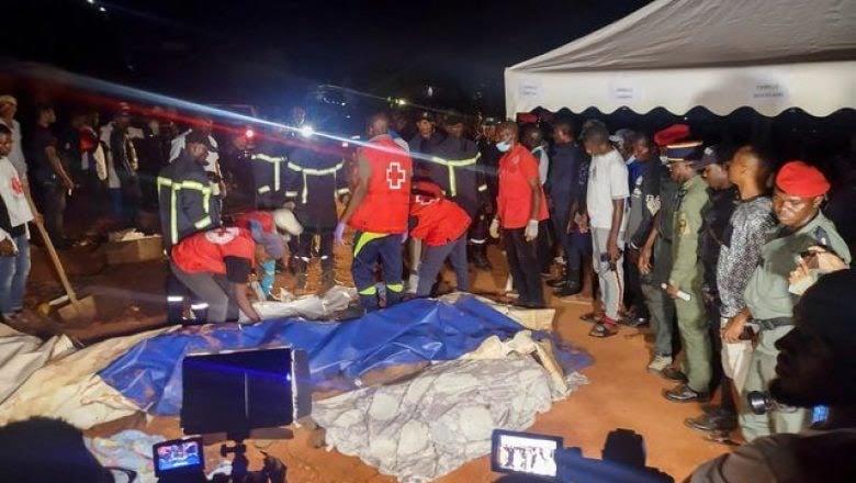 Un nouvel éboulement s'est produit à Douala, le bilan est douloureux Un nouvel éboulement s'est produit à Douala, le bilan est douloureux