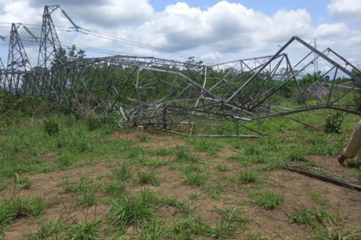 Électricité : la chute d’un pylône de Sonatrel provoque des délestages dans sept régions du pays Électricité : la chute d’un pylône de Sonatrel provoque des délestages dans sept régions du pays