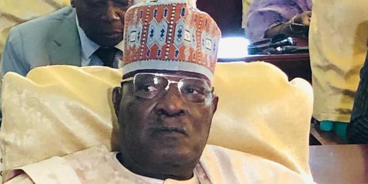 Humiliation : Cavaye Yeguie placé sous tutelle Humiliation : Cavaye Yeguie placé sous tutelle