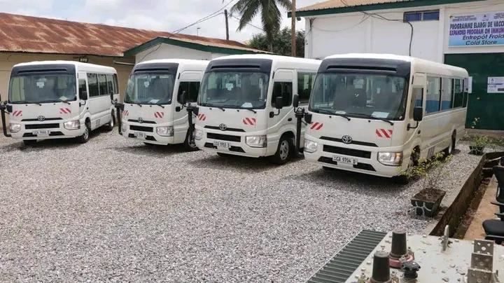 Cameroun : le ministre de la santé publique facilite le transport des médecins Cameroun : le ministre de la santé publique facilite le transport des médecins