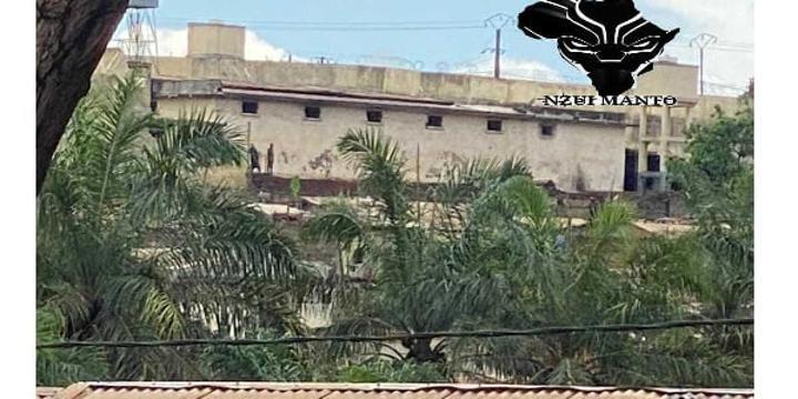 EXCLUSIVITE : NAJA TV pénètre à Kondengui et montre le bâtiment d’Amougou Belinga et le mur qui a cédé EXCLUSIVITE : NAJA TV pénètre à Kondengui et montre le bâtiment d’Amougou Belinga et le mur qui a cédé