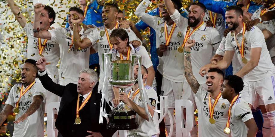 Le Real Madrid bat Osasuna (2-1) et remporte la coupe du roi Le Real Madrid bat Osasuna (2-1) et remporte la coupe du roi