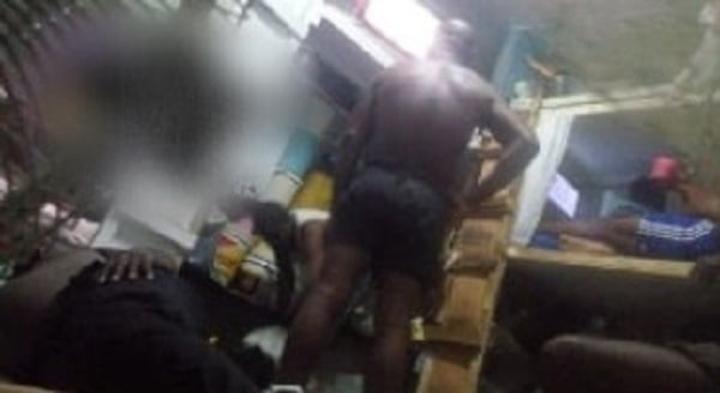 Un meurtrier à Kondengui raconte devant les autres détenus comment il a sodomisé et tué Zogo Un meurtrier à Kondengui raconte devant les autres détenus comment il a sodomisé et tué Zogo