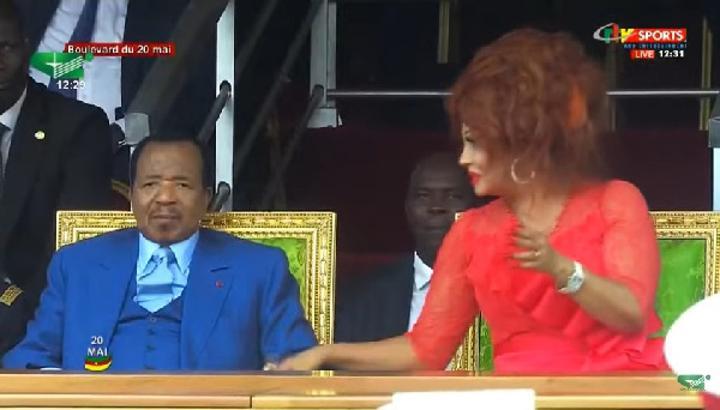 Défilé du 20 mai : Paul Biya bouscule le protocole (vidéo) Défilé du 20 mai : Paul Biya bouscule le protocole (vidéo)