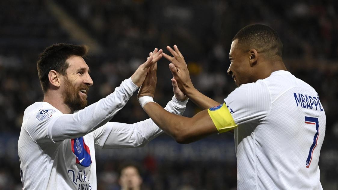 Football : le PSG remporte son onzième titre de champion de France Football : le PSG remporte son onzième titre de champion de France