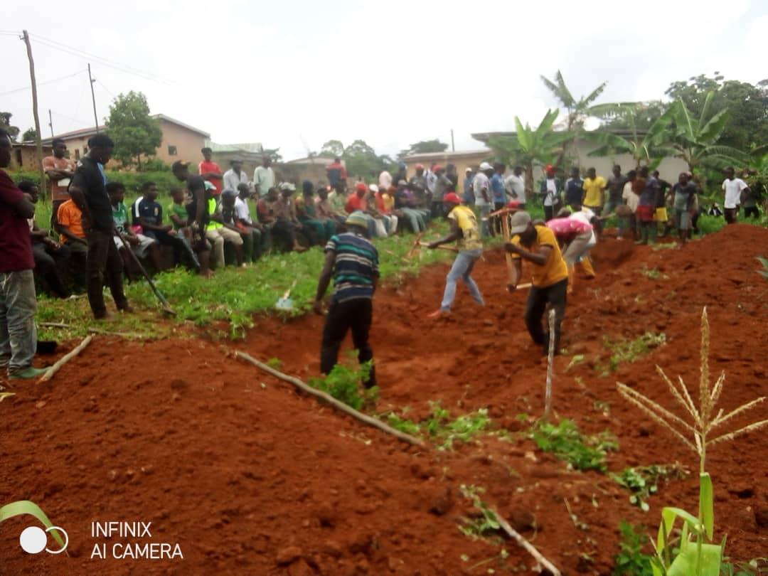 Cameroun-accident d’Edéa : le village Ngock prépare l’inhumation de 14 corps Cameroun-accident d’Edéa : le village Ngock prépare l’inhumation de 14 corps