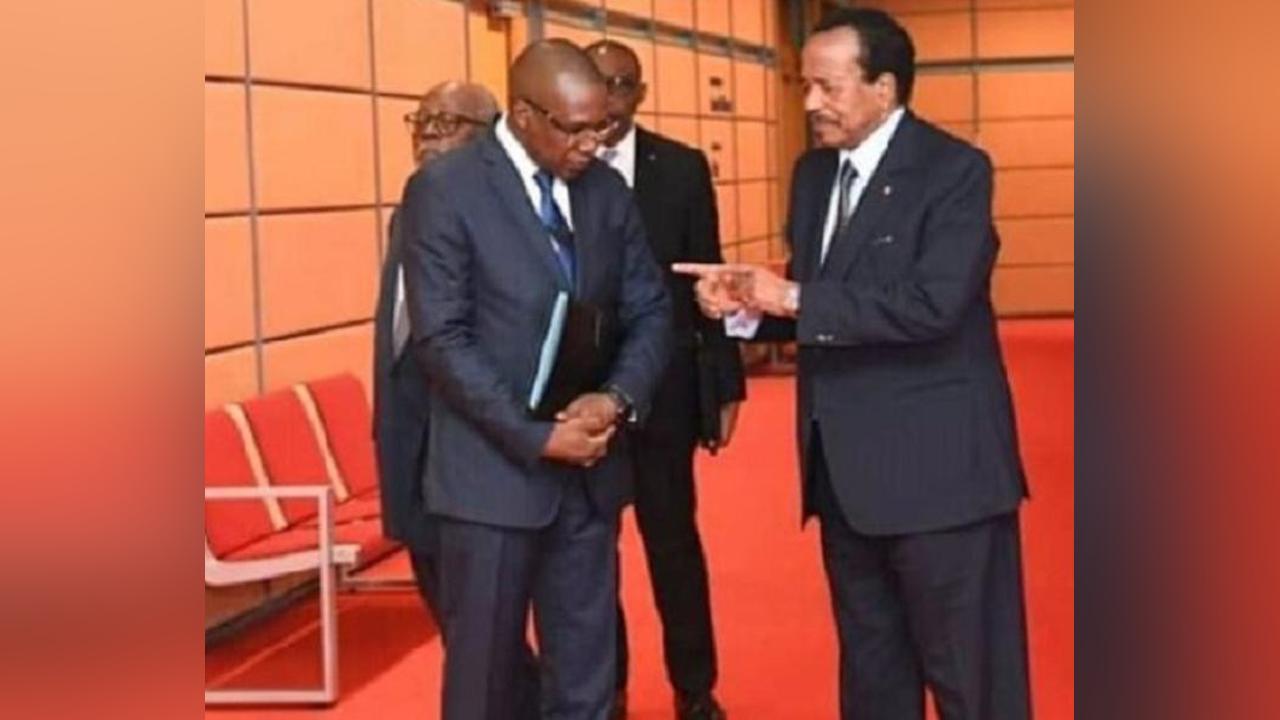 Etoudi : le meeting de Malachie Manaouda pour Paul Biya paie déjà ses fruits, il a reçu plus d'argent Etoudi : le meeting de Malachie Manaouda pour Paul Biya paie déjà ses fruits, il a reçu plus d'argent