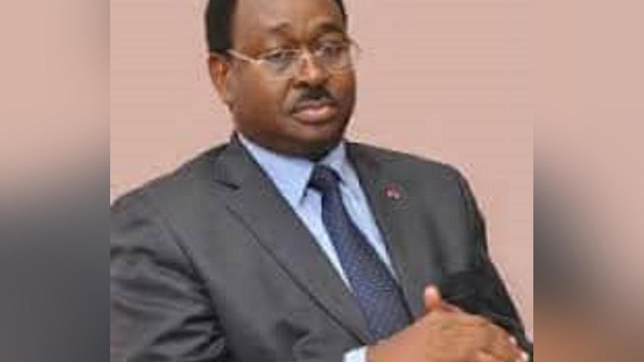 Le SG du ministère du travail impliqué dans des magouilles de plus d’un milliard FCFA Le SG du ministère du travail impliqué dans des magouilles de plus d’un milliard FCFA