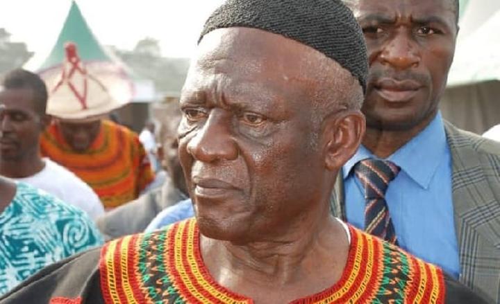 Cameroun : le quotidien national refait le portrait de Fru Ndi Cameroun : le quotidien national refait le portrait de Fru Ndi