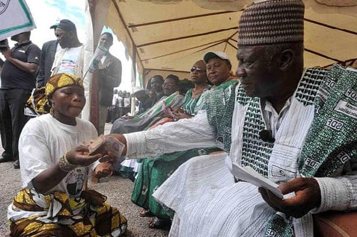 Regrets : l’acte manqué de John Fru Ndi avant sa mort révélé par le SDF Regrets : l’acte manqué de John Fru Ndi avant sa mort révélé par le SDF