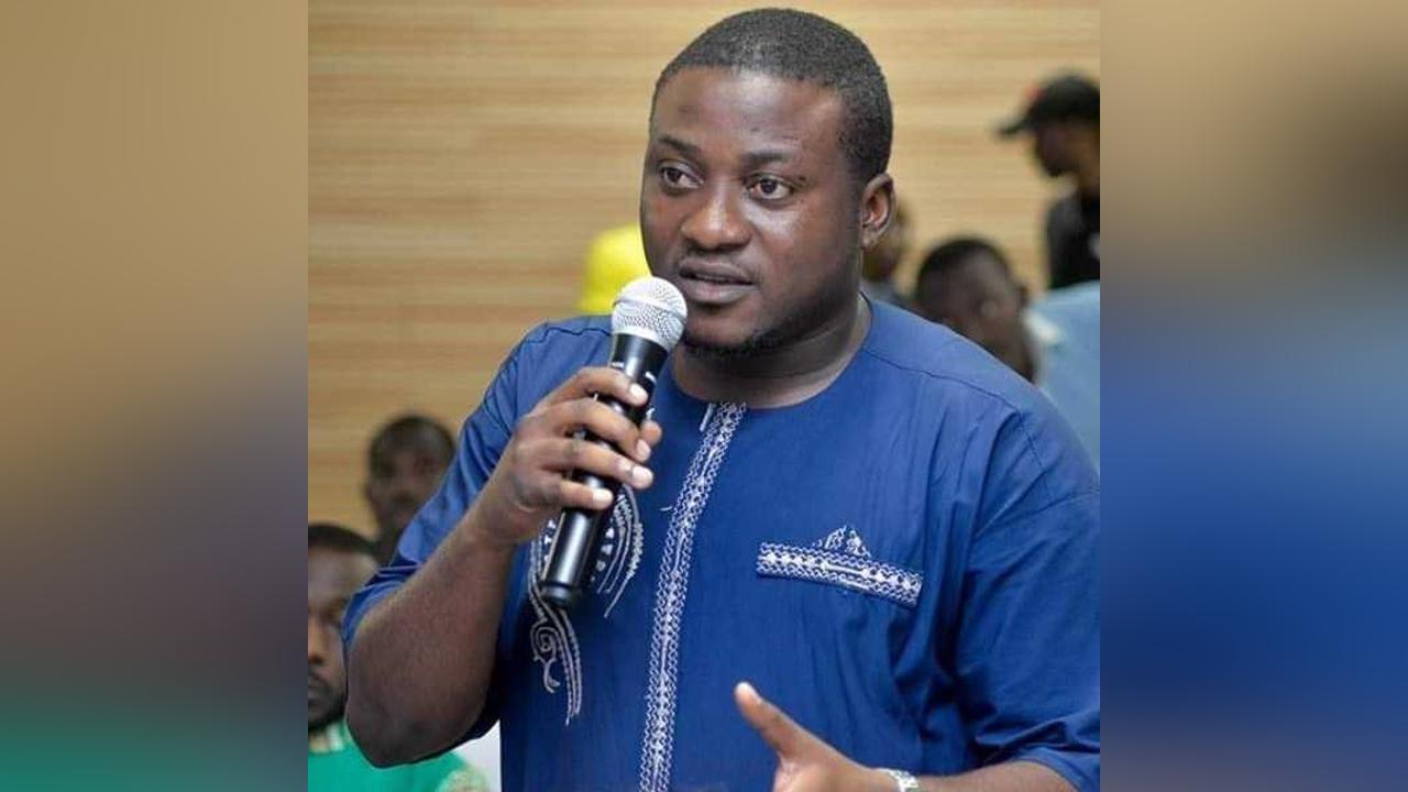 Média : un autre journaliste de renom quitte le Cameroun Média : un autre journaliste de renom quitte le Cameroun