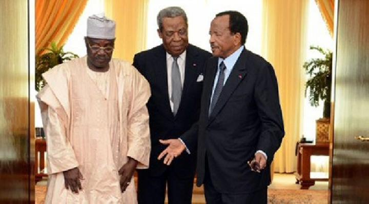 Division : les collaborateurs de Cavayé Yeguié et de Niat Njifenji chamboulent les plans du gouvernement Biya Division : les collaborateurs de Cavayé Yeguié et de Niat Njifenji chamboulent les plans du gouvernement Biya