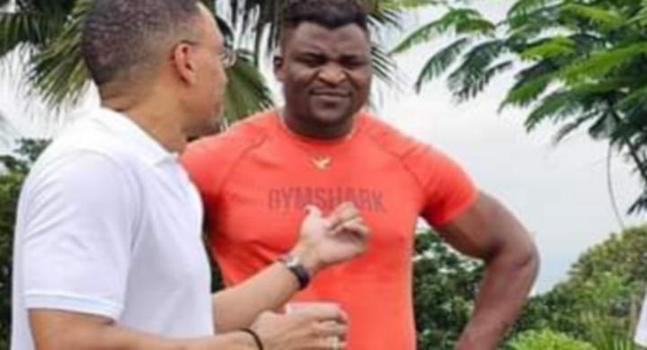 Un universitaire appelle les Camerounais à agresser physiquement Francis N'Gannou Un universitaire appelle les Camerounais à agresser physiquement Francis N'Gannou