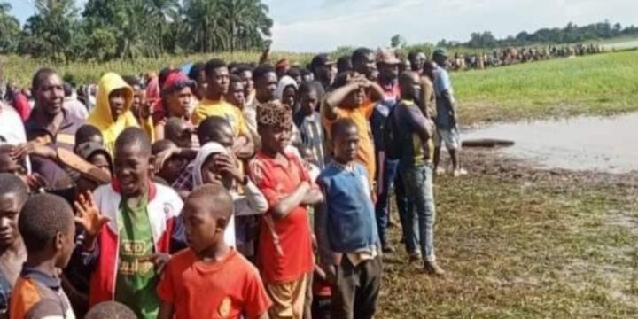 Drame national: une embarcation se renverse à Bamendjing, plusieurs passagers introuvables Drame national: une embarcation se renverse à Bamendjing, plusieurs passagers introuvables