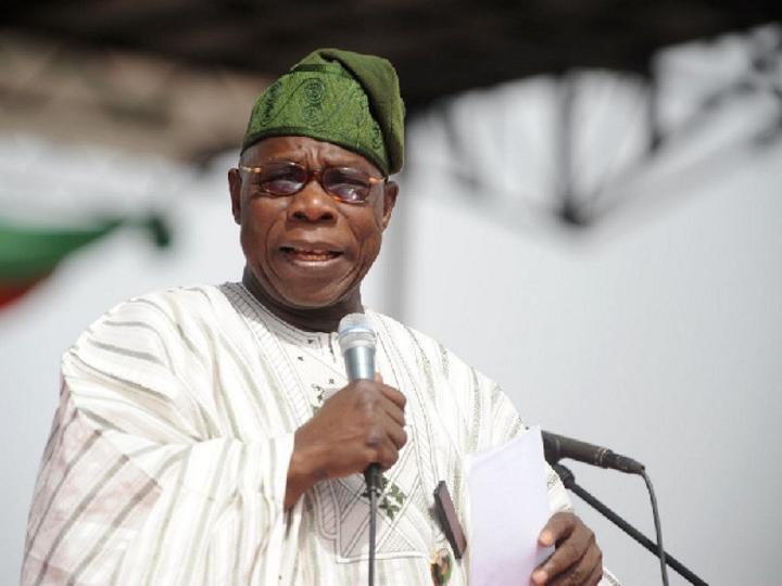 Problème de frontière: un ancien président nigérian envoyé à Etoudi Problème de frontière: un ancien président nigérian envoyé à Etoudi