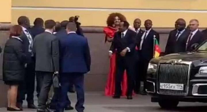 Sommet Russie-Afrique: à Moscou, Poutine offre un accueil particulier à Biya (photos) Sommet Russie-Afrique: à Moscou, Poutine offre un accueil particulier à Biya (photos)
