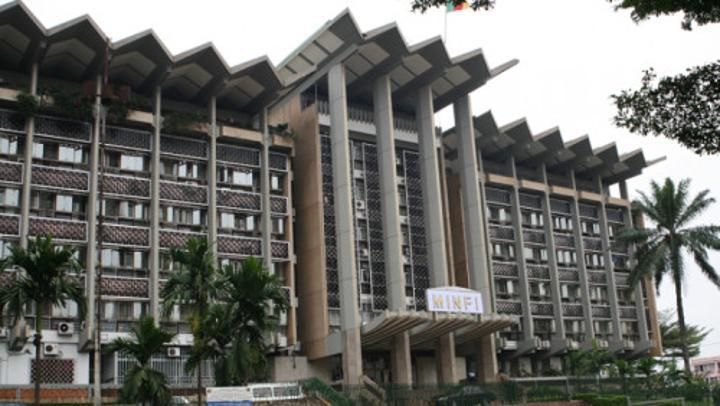Dette publique : le Cameroun a payé des intérêts pour près de 96 milliards de FCFA au premier semestre 2023 Dette publique : le Cameroun a payé des intérêts pour près de 96 milliards de FCFA au premier semestre 2023