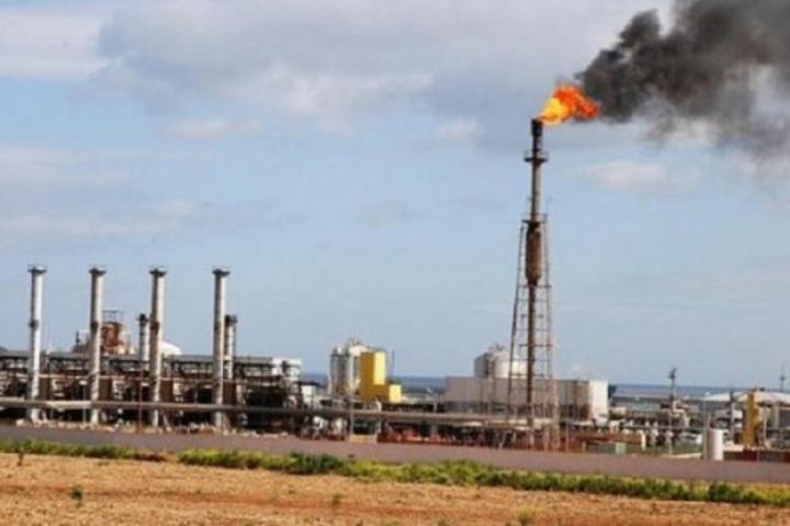 Cemac : pétrole et gaz provoquent la chute des prix des produits de base exportés au 2e trimestre 2023 Cemac : pétrole et gaz provoquent la chute des prix des produits de base exportés au 2e trimestre 2023
