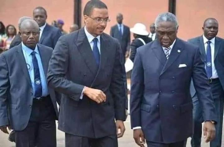 Coup d'éclat : Emmanuel Franck Biya dribble son père et fait l'impensable, les hostilités sont lancées Coup d'éclat : Emmanuel Franck Biya dribble son père et fait l'impensable, les hostilités sont lancées