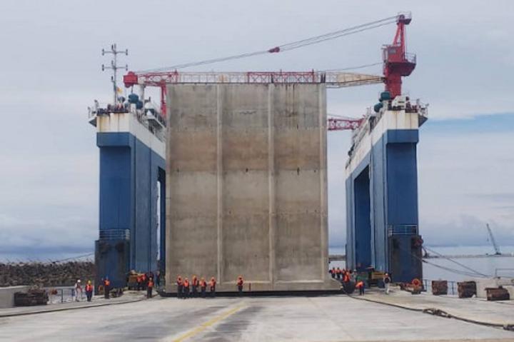 Construction du port de Kribi : KCT doit encore trouver 25 milliards de FCFA pour compléter sa participation à la phase 2 Construction du port de Kribi : KCT doit encore trouver 25 milliards de FCFA pour compléter sa participation à la phase 2