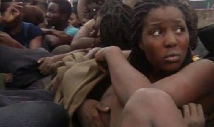 Crise anglophone : une femme blessée par balle lors d’une manifestation pacifique continue de lutter pour se rétablir et subvenir aux besoins de sa famille Crise anglophone : une femme blessée par balle lors d’une manifestation pacifique continue de lutter pour se rétablir et subvenir aux besoins de sa famille