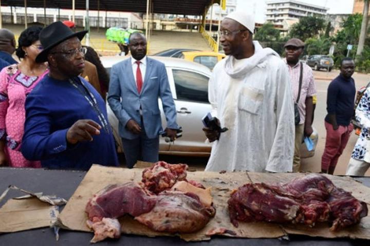 Un « dispositif spécial » de soutien aux consommateurs mis en place alors que l’inflation atteint les 8% au Cameroun Un « dispositif spécial » de soutien aux consommateurs mis en place alors que l’inflation atteint les 8% au Cameroun