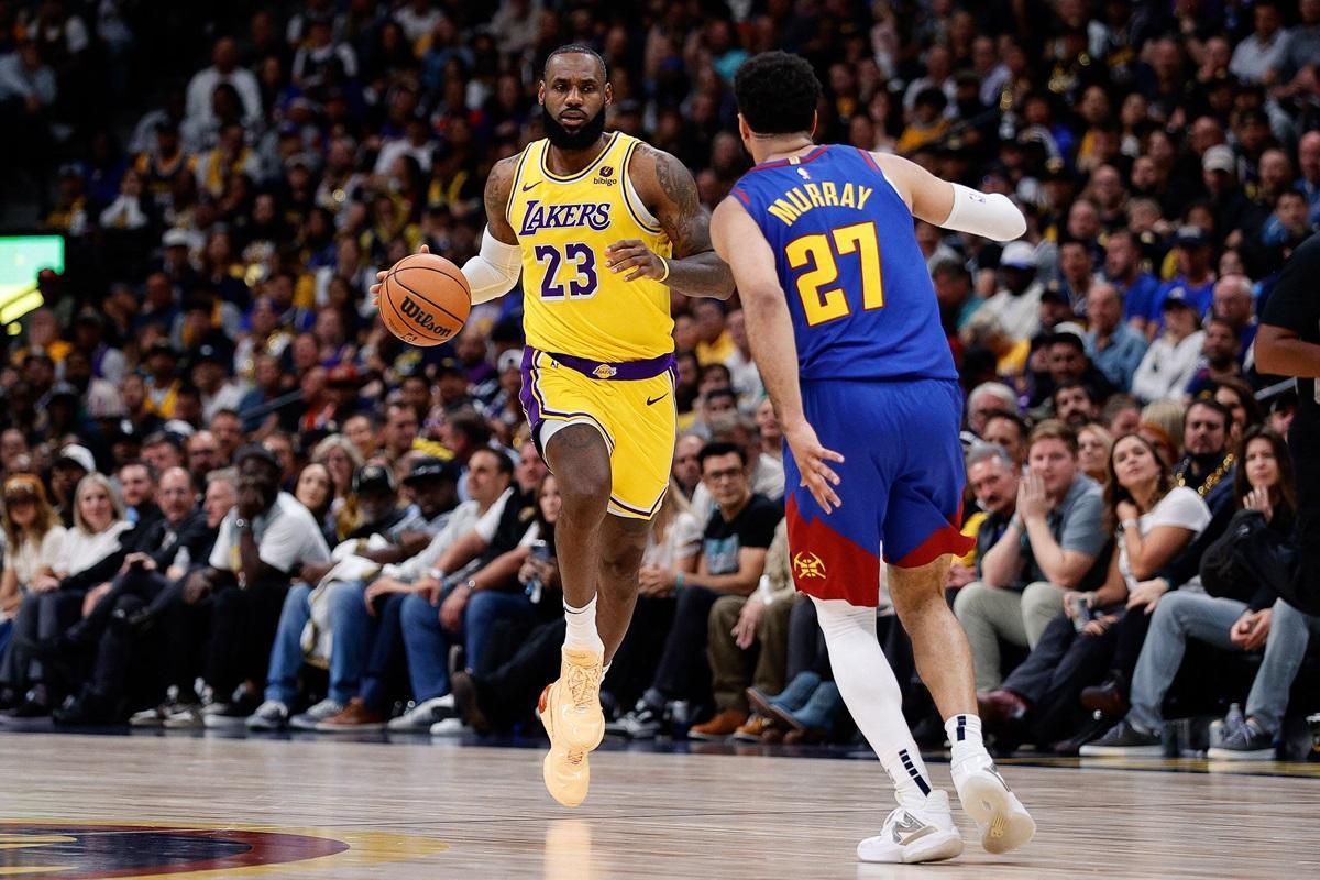 NBA : Denver domine les Lakers de LeBron James en ouverture de la saison NBA : Denver domine les Lakers de LeBron James en ouverture de la saison