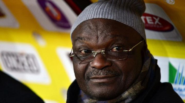 Jour J : Roger Milla file un 'secret' à Francis Ngannou Jour J : Roger Milla file un 'secret' à Francis Ngannou