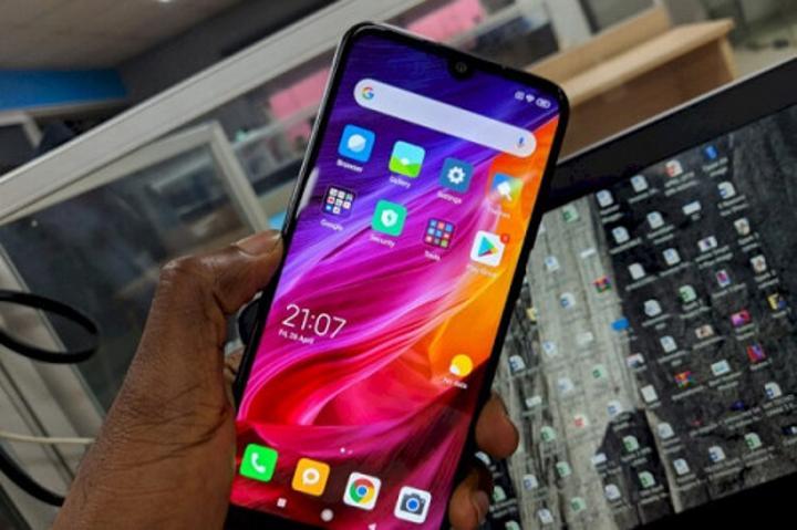 Cemac : le Cameroun totalise tout seul 50% des abonnés au mobile, 57,7% de smartphones et 77% des utilisateurs de la 4G Cemac : le Cameroun totalise tout seul 50% des abonnés au mobile, 57,7% de smartphones et 77% des utilisateurs de la 4G