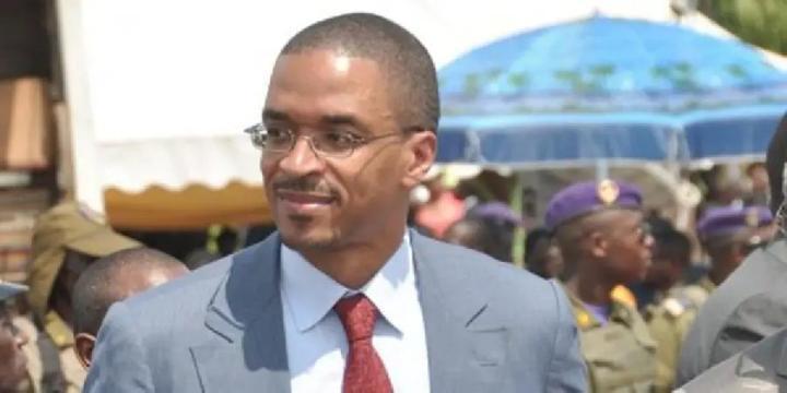 Franck Biya à Etoudi : révélations exclusives de Jeune Afrique sur les hommes autour du fils ainé de Paul Biya Franck Biya à Etoudi : révélations exclusives de Jeune Afrique sur les hommes autour du fils ainé de Paul Biya