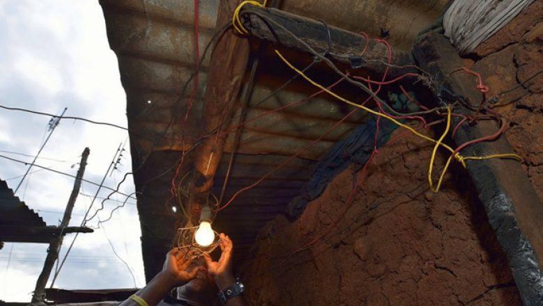 Cameroun-Électrification : 35 milliards de FCFA pour électrifier 87 villages Cameroun-Électrification : 35 milliards de FCFA pour électrifier 87 villages