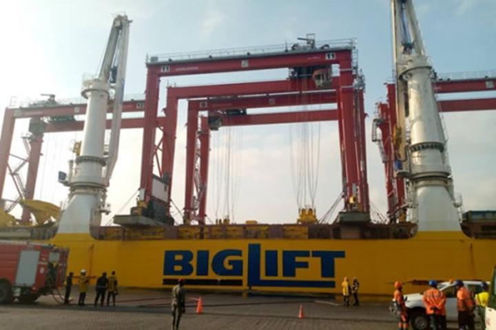 Port de Douala : la RTC investit 12 milliards de FCFA pour se doter de huit nouveaux portiques de parcs Port de Douala : la RTC investit 12 milliards de FCFA pour se doter de huit nouveaux portiques de parcs