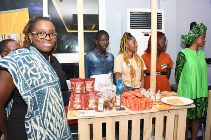 La biscuiterie Madinina Foods projette d’ouvrir son capital afin de multiplier son chiffre d’affaires par 10 d’ici 2026 La biscuiterie Madinina Foods projette d’ouvrir son capital afin de multiplier son chiffre d’affaires par 10 d’ici 2026