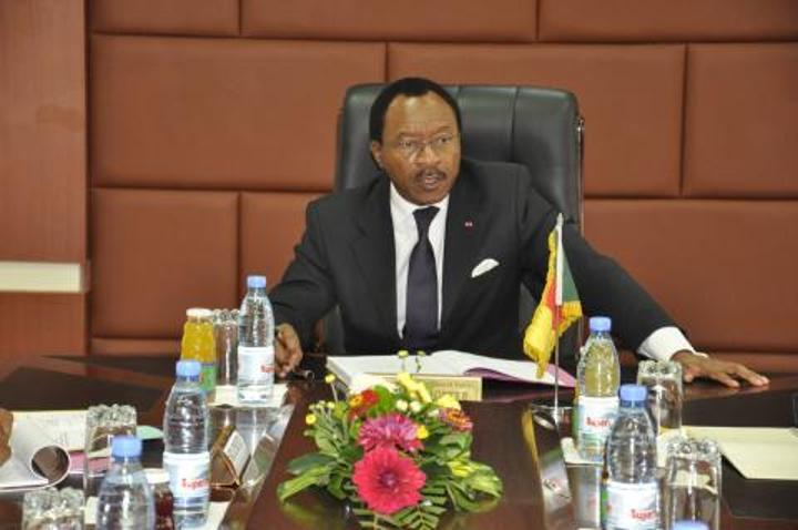 Lamidat de Tibati : Nganou Djoumessi élevé au rang de notable par sa majesté Mahamadou Hadi Barkindo Lamidat de Tibati : Nganou Djoumessi élevé au rang de notable par sa majesté Mahamadou Hadi Barkindo