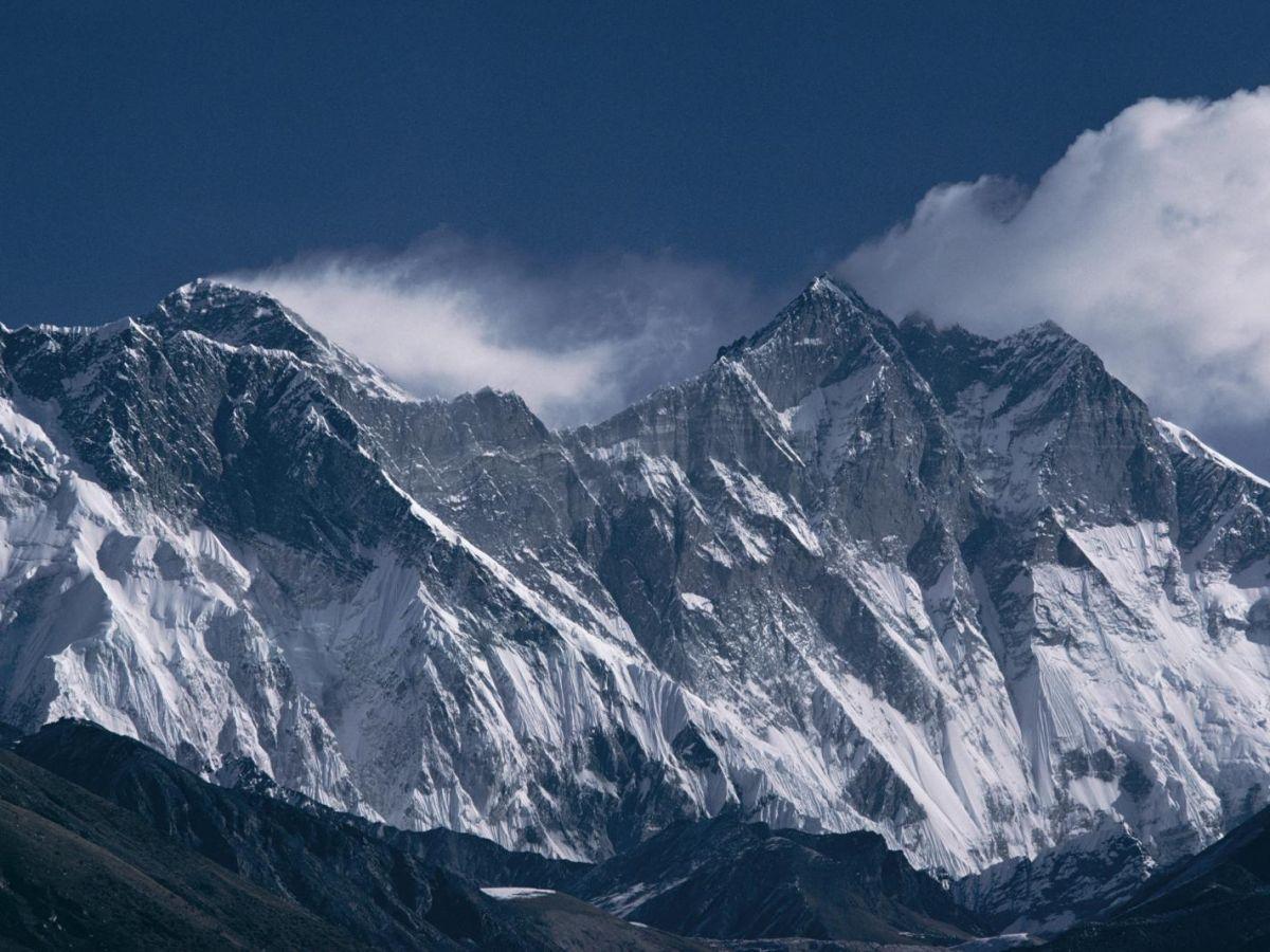 Everest : l'incroyable découverte de la chaussure du célèbre alpiniste Andrew Irvine, 100 ans après sa disparition Everest : l'incroyable découverte de la chaussure du célèbre alpiniste Andrew Irvine, 100 ans après sa disparition