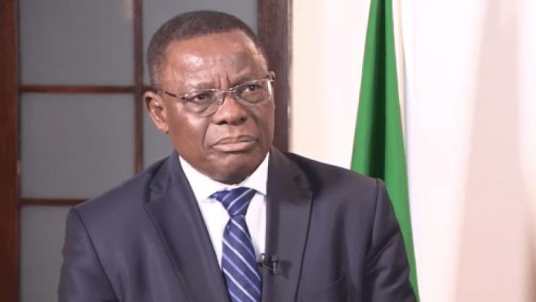 Maurice Kamto a Quitté Bonapriso sous Escorte Maurice Kamto a Quitté Bonapriso sous Escorte