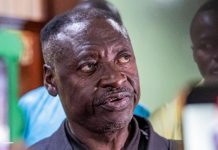 Paul Biya Écoute Monsieur Bessiping, Candidat Populaire Paul Biya Écoute Monsieur Bessiping, Candidat Populaire