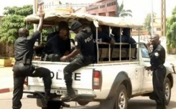 Ex-commissaire Accuse N’Zui Manto D’Exécution D’Otage Ex-commissaire Accuse N'Zui Manto D'Exécution D'Otage